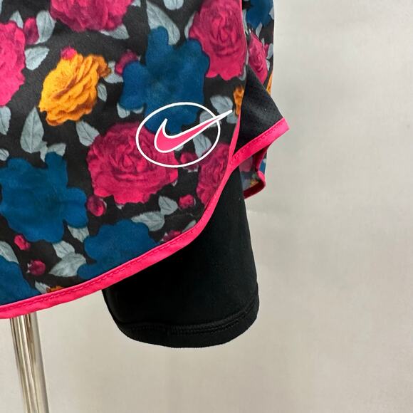 Nike Dri-FIT Tempo Icon Clash Big Kids (Girls) 2-in-1
Floral Shorts Size Medium+ - Picture 6 of 16